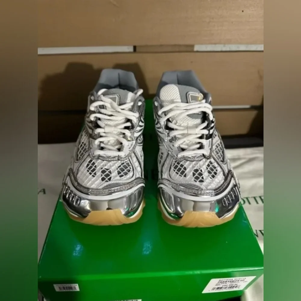 Bottega Veneta Orbit Sneakers